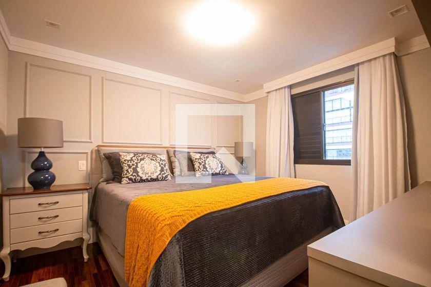 Apartamento à Venda – Chácara Santo Antonio, 3 Quartos, 210 m² – São Paulo