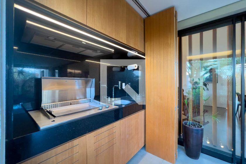 Apartamento à Venda – Vila Mariana, 4 Quartos, 267 m² – São Paulo