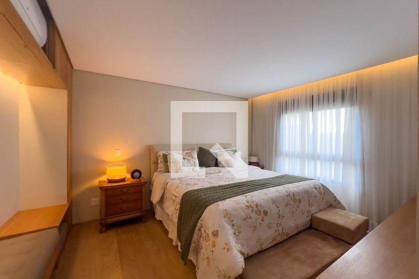 Apartamento à Venda – Vila Mariana, 4 Quartos, 267 m² – São Paulo