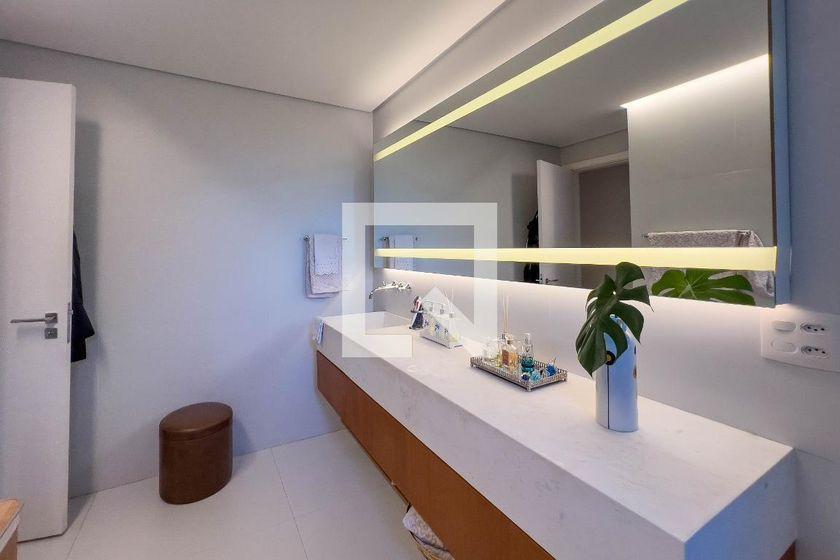 Apartamento à Venda – Vila Mariana, 4 Quartos, 267 m² – São Paulo