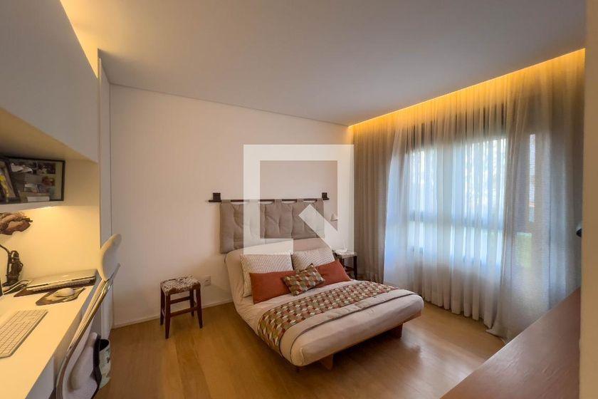 Apartamento à Venda – Vila Mariana, 4 Quartos, 267 m² – São Paulo
