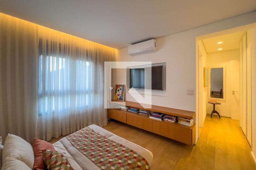 Apartamento à Venda – Vila Mariana, 4 Quartos, 267 m² – São Paulo
