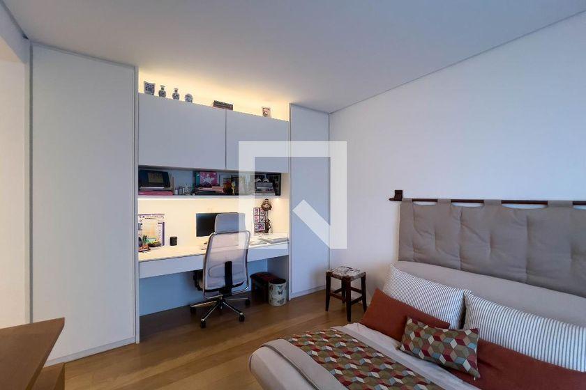 Apartamento à Venda – Vila Mariana, 4 Quartos, 267 m² – São Paulo