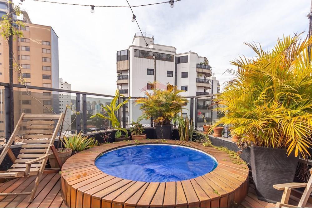 Cobertura Duplex em Moema