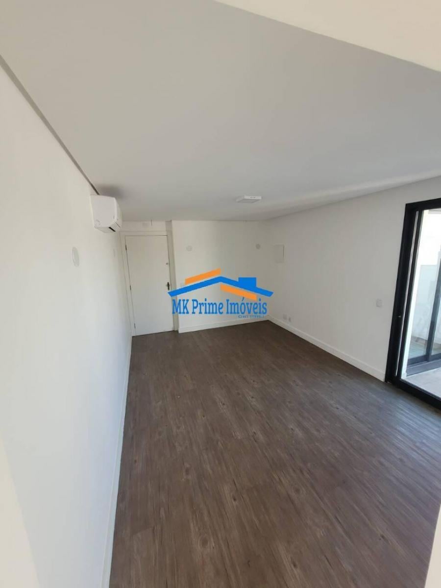 Cobertura Duplex em Vila São Francisco com 330m² – 4 Dorm/2 Suítes