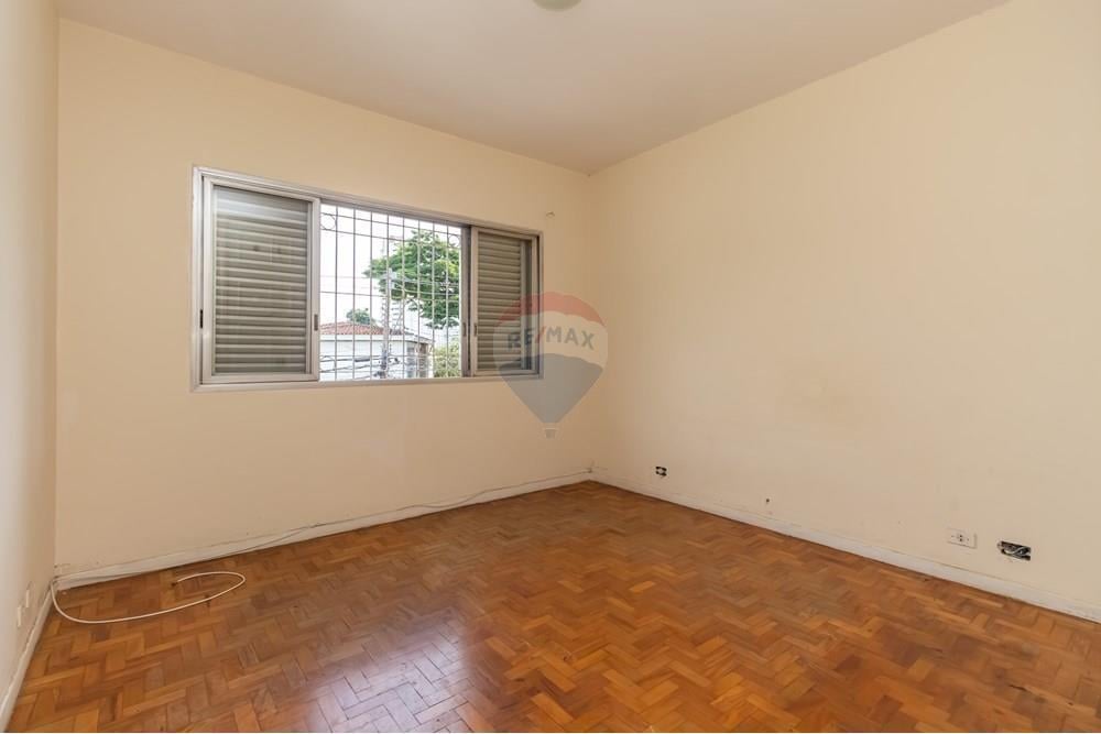Casa à venda na Rua Uruana, Vila Mariana – Excelente oportunidade de moradia ou investimento!
