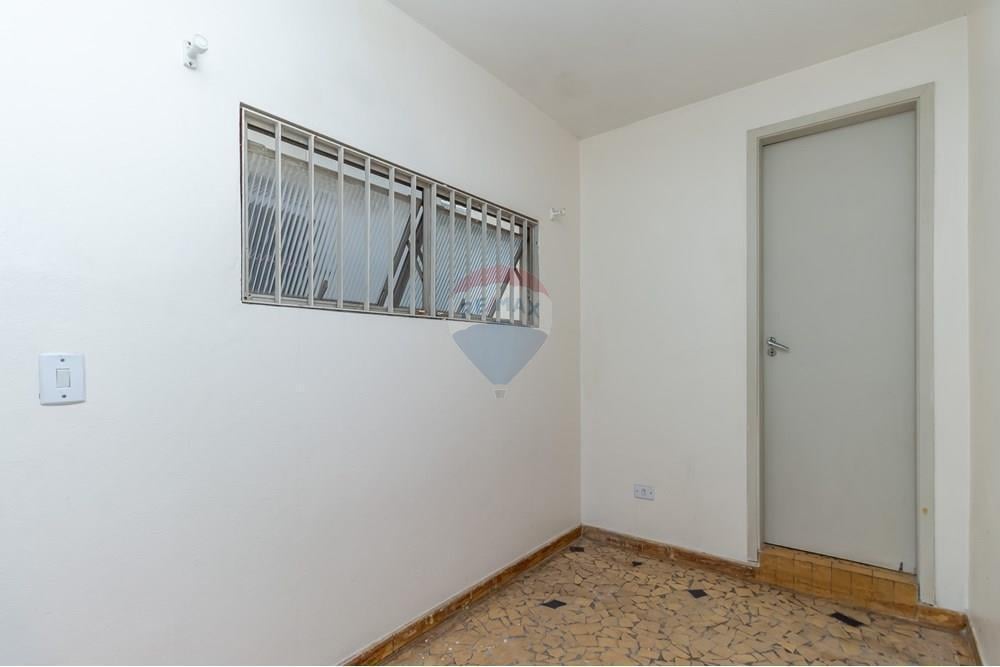 Casa à venda na Rua Uruana, Vila Mariana – Excelente oportunidade de moradia ou investimento!
