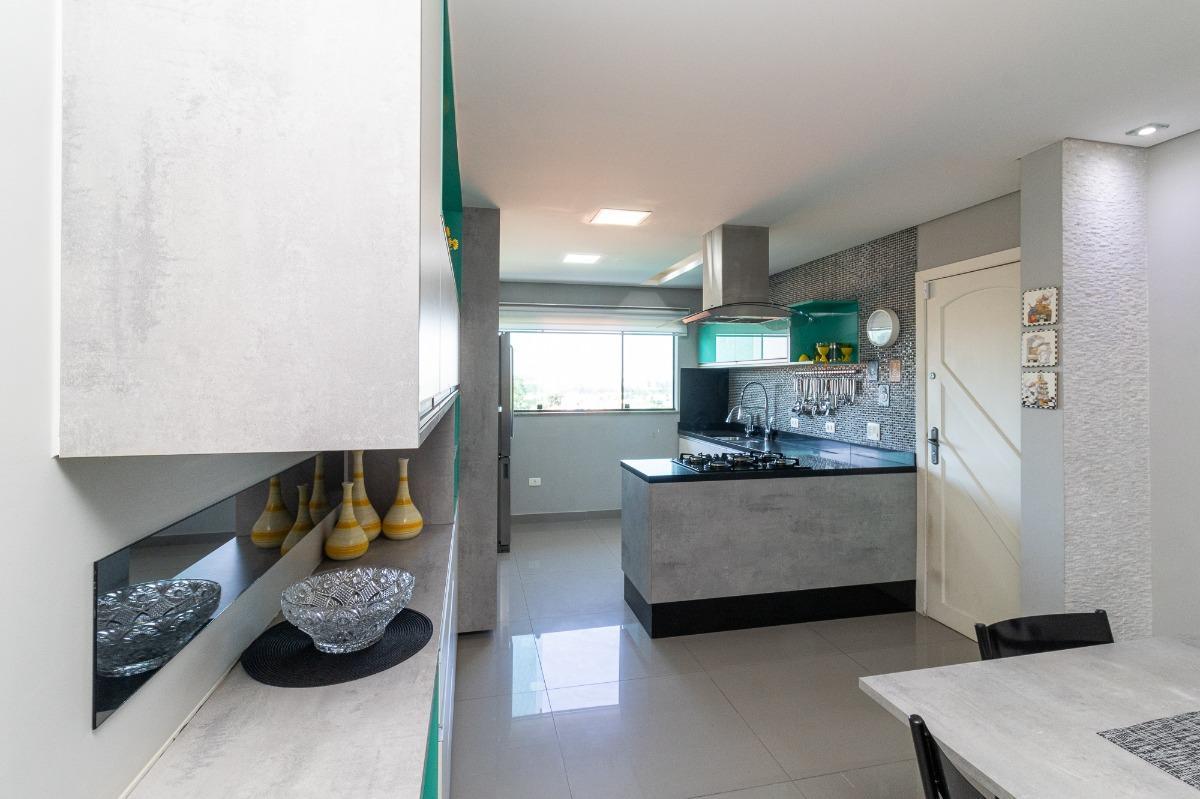 Sensacional casa tipo para venda em Parque São Domingos com 3 quartos, sendo 2 suítes, 226.38m² – re