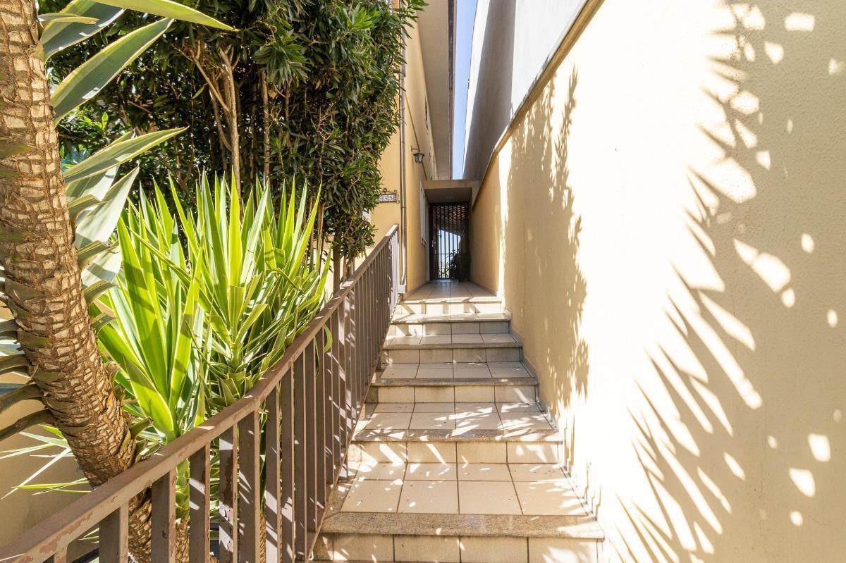 Sensacional casa tipo para venda em Parque São Domingos com 3 quartos, sendo 2 suítes, 226.38m² – re