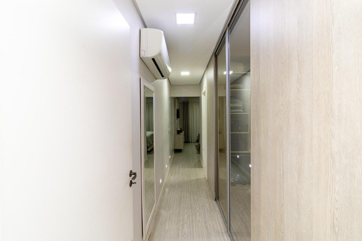 Sensacional casa tipo para venda em Parque São Domingos com 3 quartos, sendo 2 suítes, 226.38m² – re