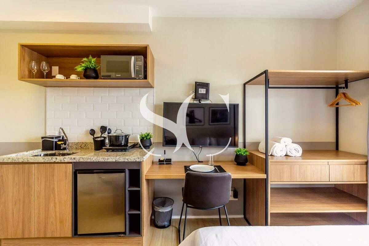 Vende-se STUDIO mobiliado em frente ao metrô Brooklin em São Paulo