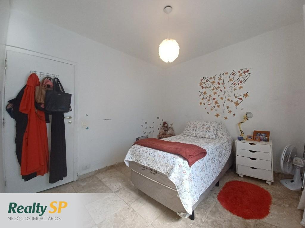 MORUMBI 96m² /JD LONDRINA/ 2 DORMS./ EDÍCULA NOS FUNDOS / TER. 205m² / 2 VAGS.
