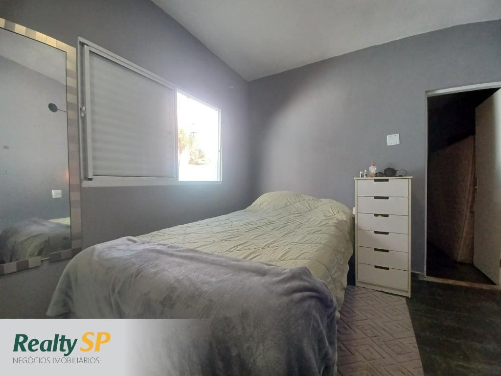 MORUMBI 96m² /JD LONDRINA/ 2 DORMS./ EDÍCULA NOS FUNDOS / TER. 205m² / 2 VAGS.