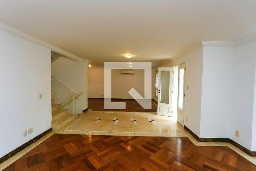 Casa à Venda – Morumbi, 4 Quartos, 569 m² – São Paulo