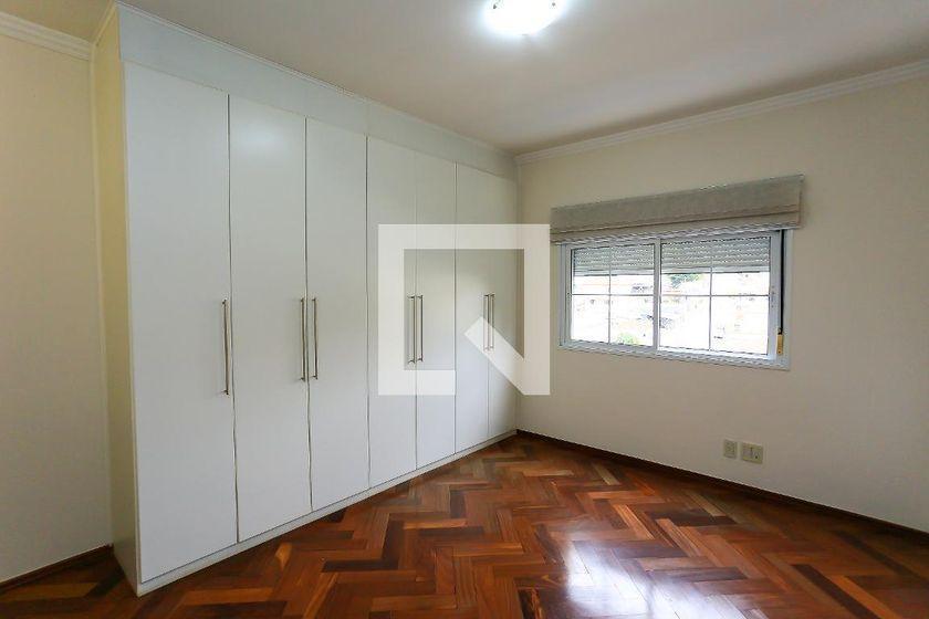 Casa à Venda – Morumbi, 4 Quartos, 569 m² – São Paulo
