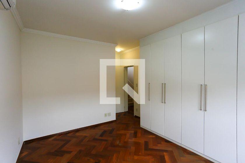 Casa à Venda – Morumbi, 4 Quartos, 569 m² – São Paulo