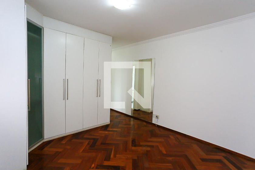 Casa à Venda – Morumbi, 4 Quartos, 569 m² – São Paulo