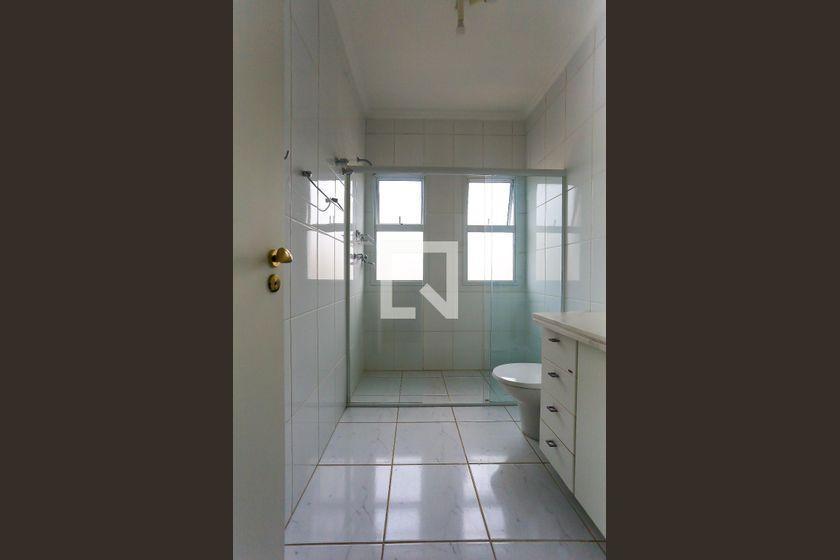 Casa à Venda – Morumbi, 4 Quartos, 569 m² – São Paulo