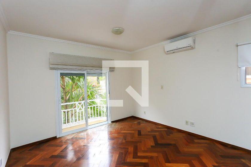 Casa à Venda – Morumbi, 4 Quartos, 569 m² – São Paulo