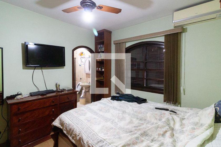 Casa à Venda – Butantã, 7 Quartos, 430 m² – São Paulo