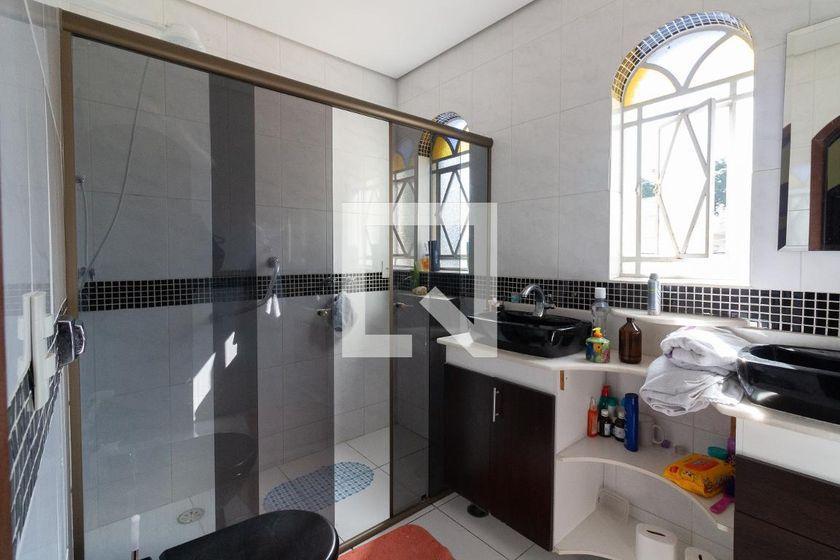 Casa à Venda – Butantã, 7 Quartos, 430 m² – São Paulo