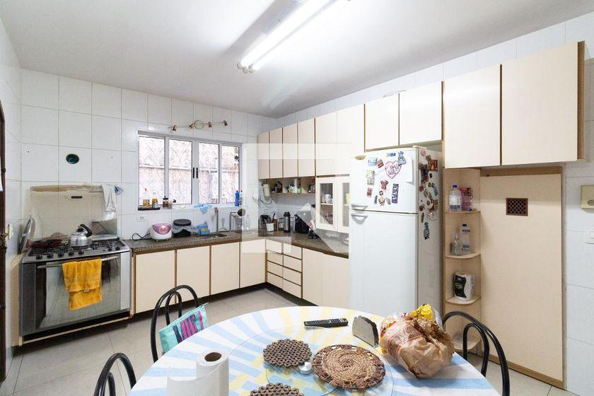 Casa à Venda – Butantã, 7 Quartos, 430 m² – São Paulo