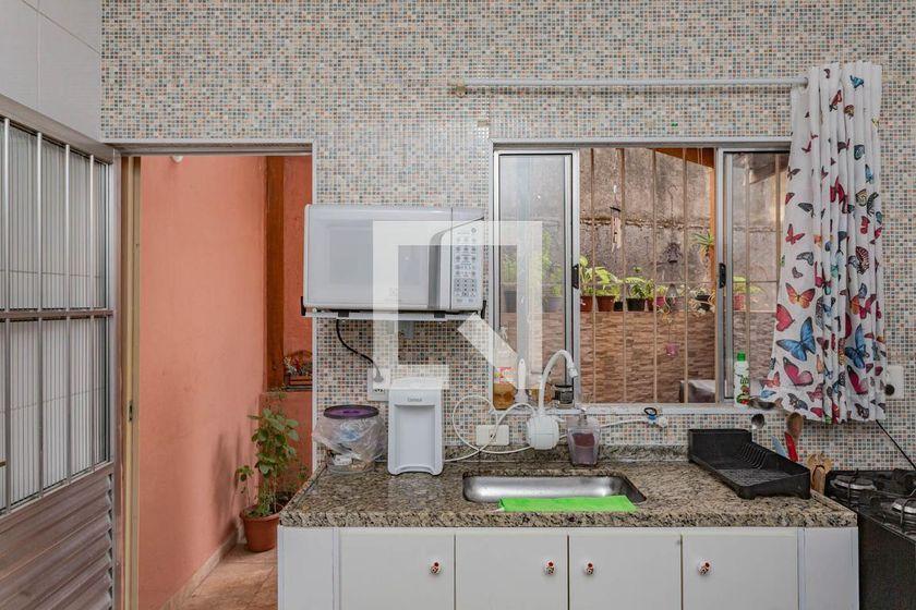 Casa à Venda – Sacomã, 2 Quartos, 65 m² – São Paulo