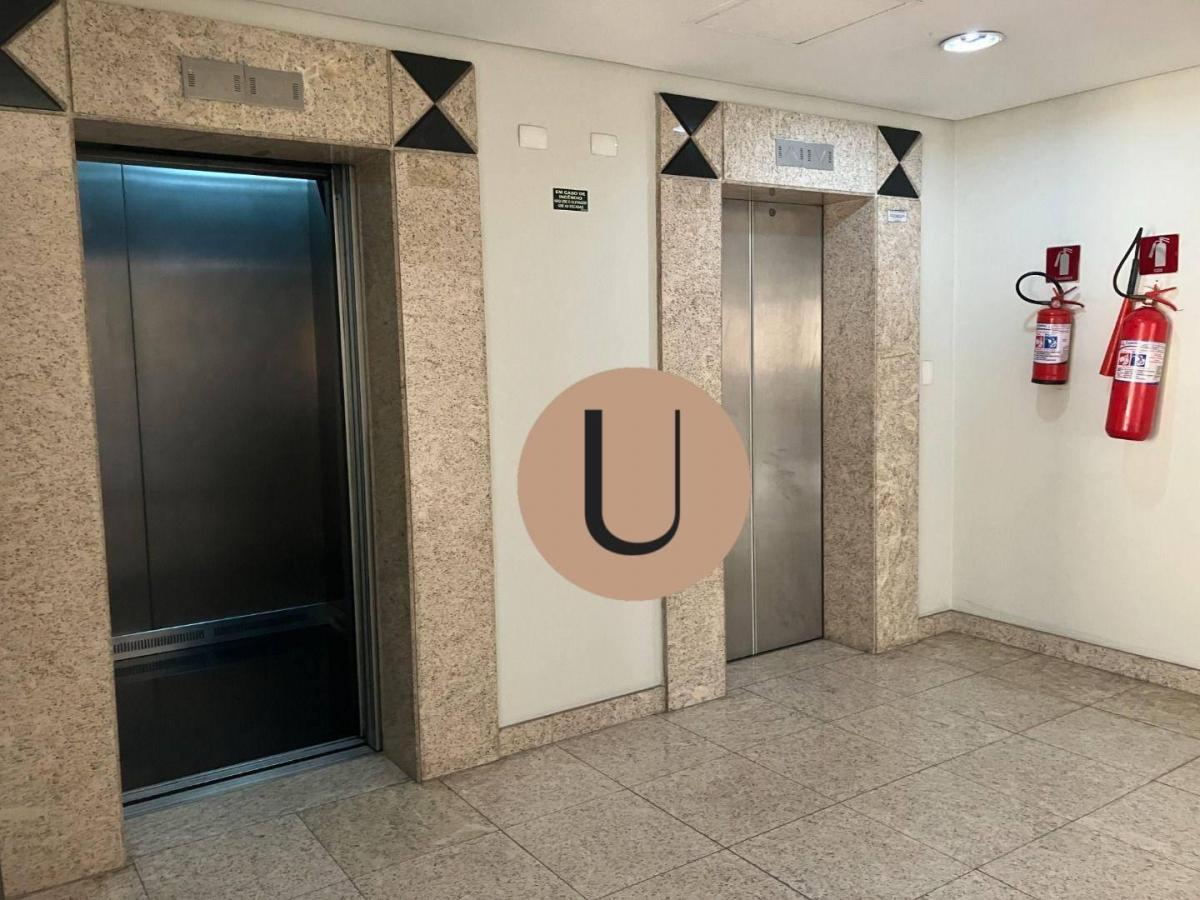 Conjunto Comercial na Berrini-Venda ou Locação