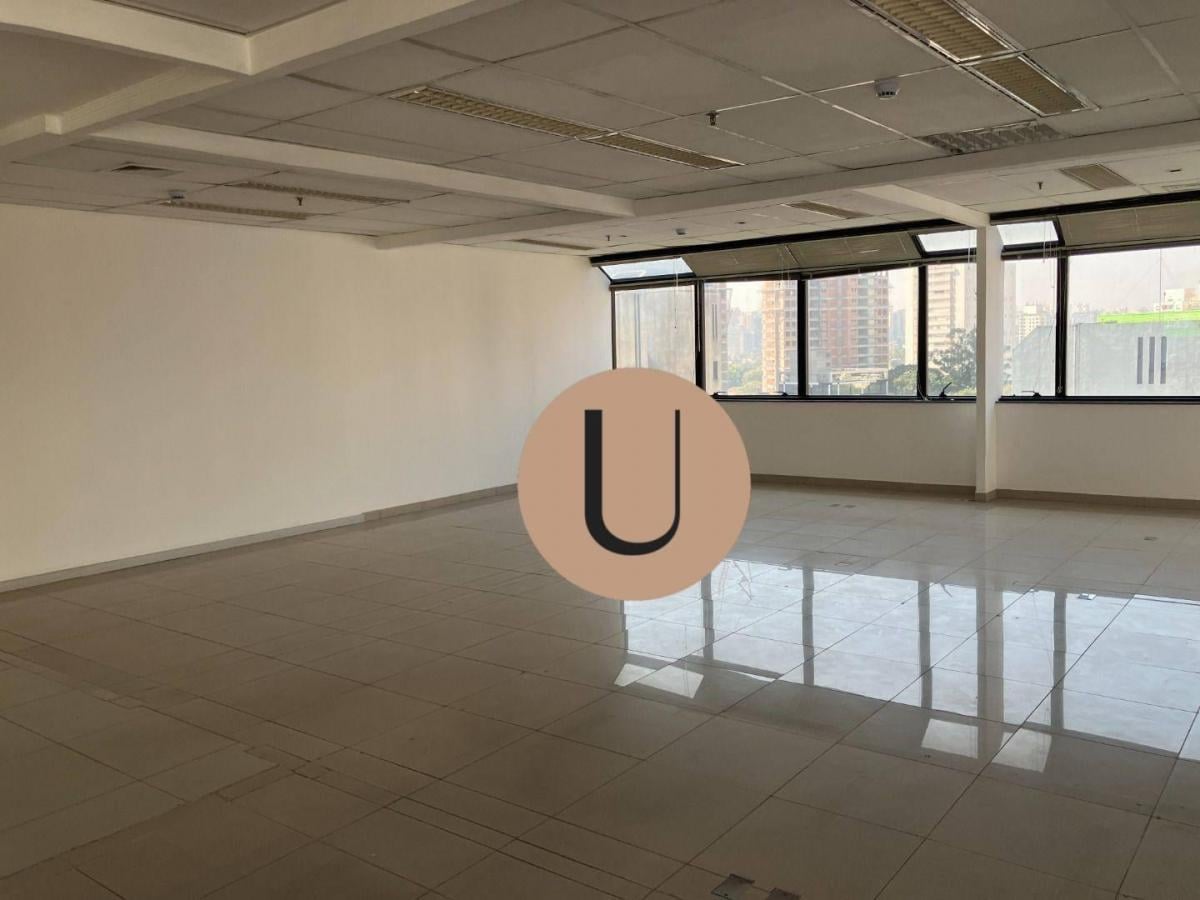 Conjunto Comercial na Berrini-Venda ou Locação
