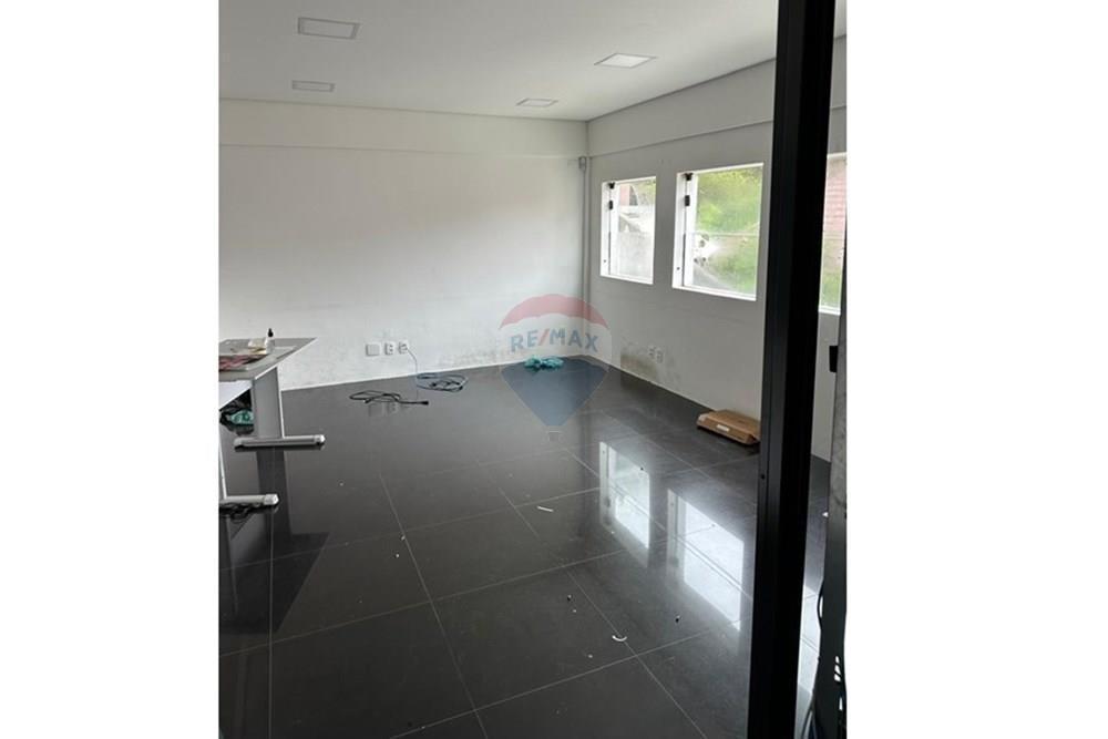 Prédio comercial para Alugar na Pompéia| 11 Salas| 12 Vagas