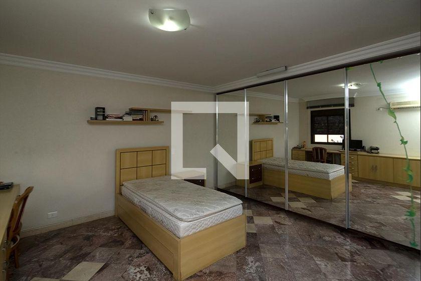 Apartamento à Venda – Bosque da Saúde, 4 Quartos, 560 m² – São Paulo