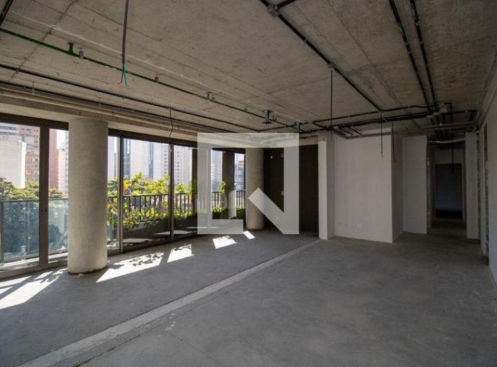 Apartamento à Venda – Itaim Bibi, 3 Quartos, 209 m² – São Paulo