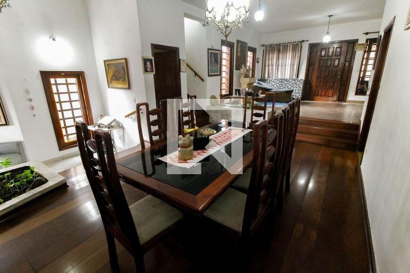 Casa à Venda – Jardim Monte Kemel, 5 Quartos, 520 m² – São Paulo
