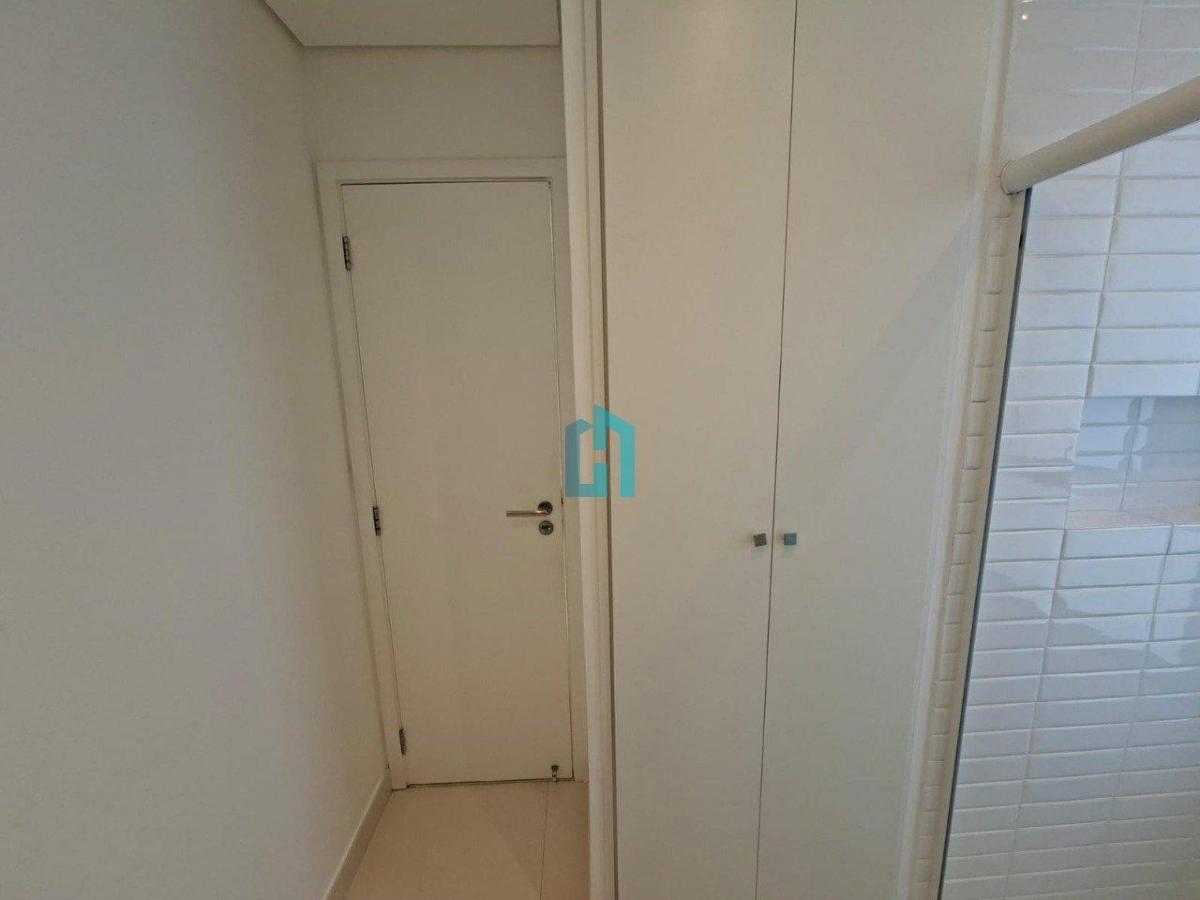 Apartamento Reformado para Aluguel em Moema