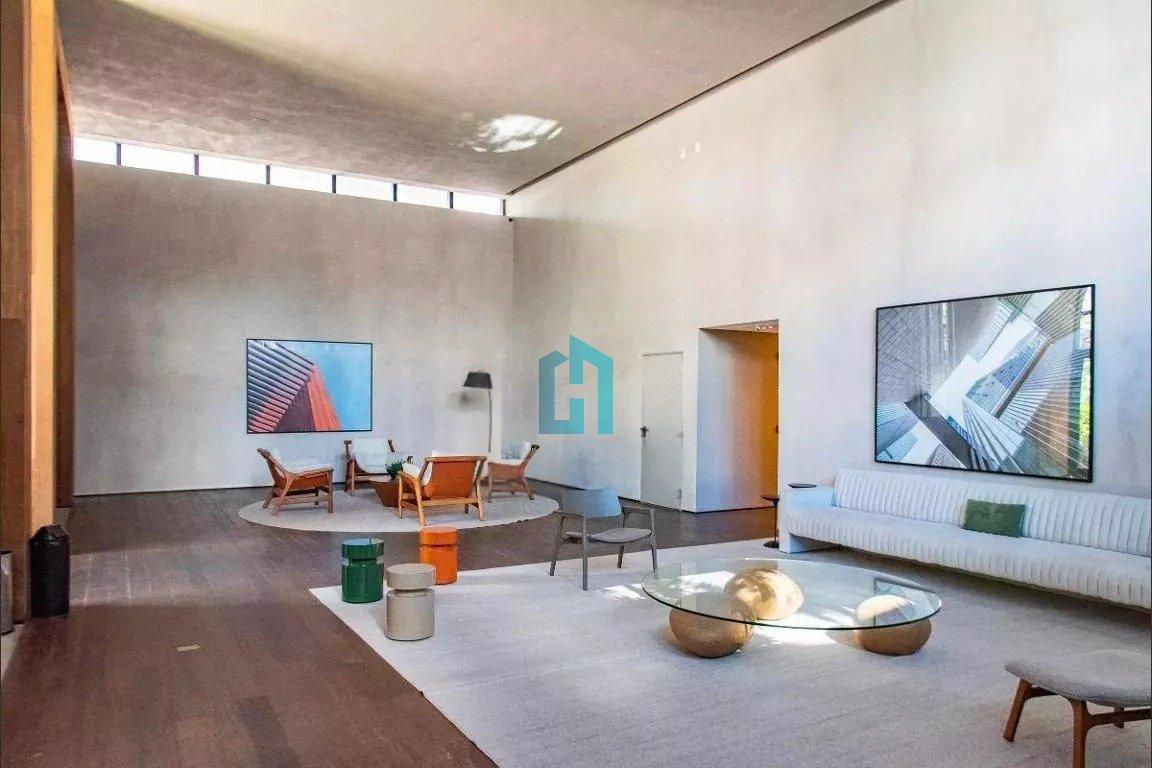 Apartamento Reformado para Aluguel em Moema