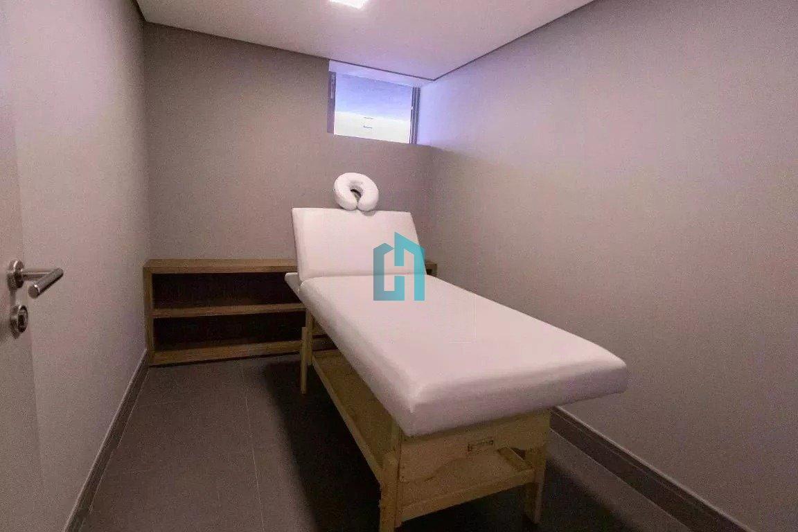 Apartamento Reformado para Aluguel em Moema
