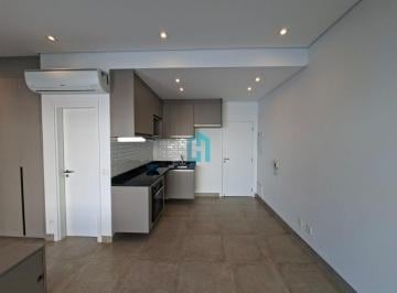 Apartamento Reformado para Aluguel em Moema