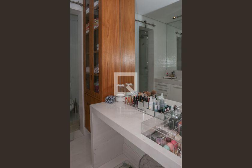 Apartamento à Venda – Perdizes, 4 Quartos, 310 m² – São Paulo