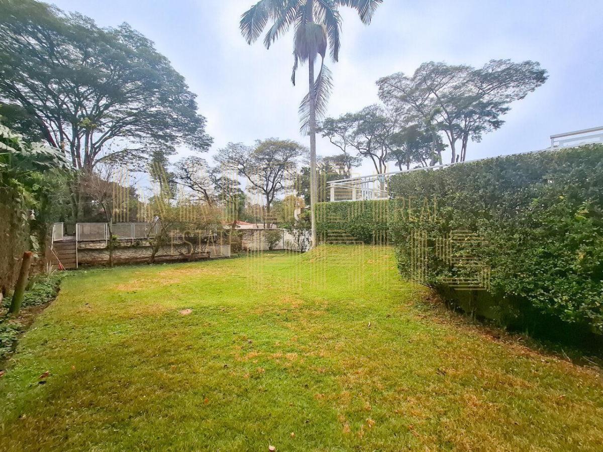 Casa em condomínio para venda e locação no Jardim Cordeiro | 4 quartos / 4 suítes