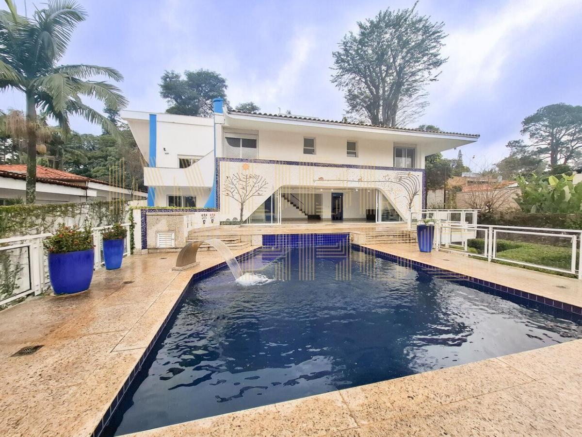 Casa em condomínio para venda e locação no Jardim Cordeiro | 4 quartos / 4 suítes