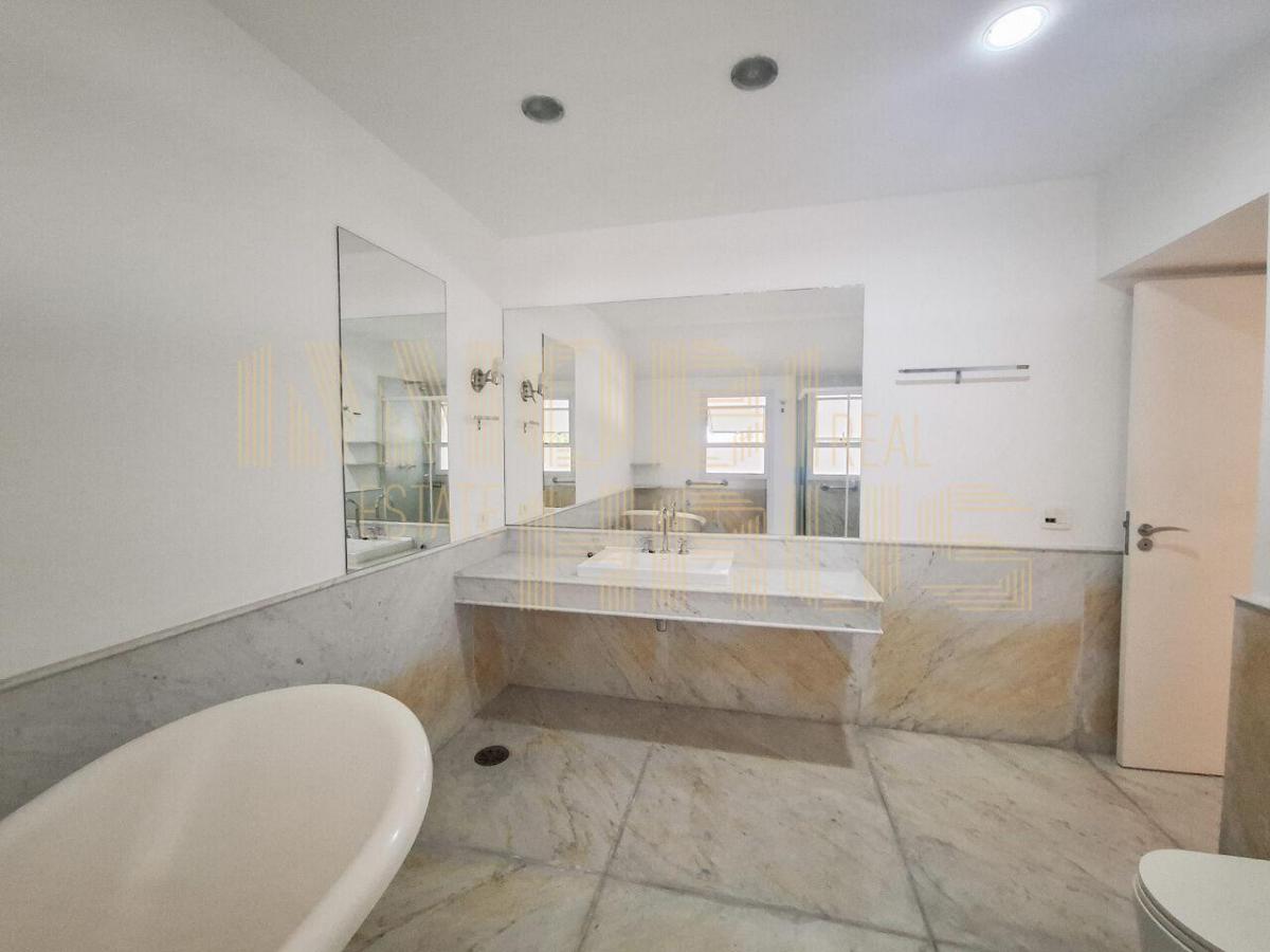Casa em condomínio para venda e locação no Jardim Cordeiro | 4 quartos / 4 suítes