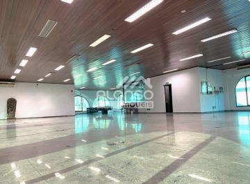 CASA COMERCIAL DE ALTO PADRÃO – Aluga – 1.250m² no Jockey – Butantã