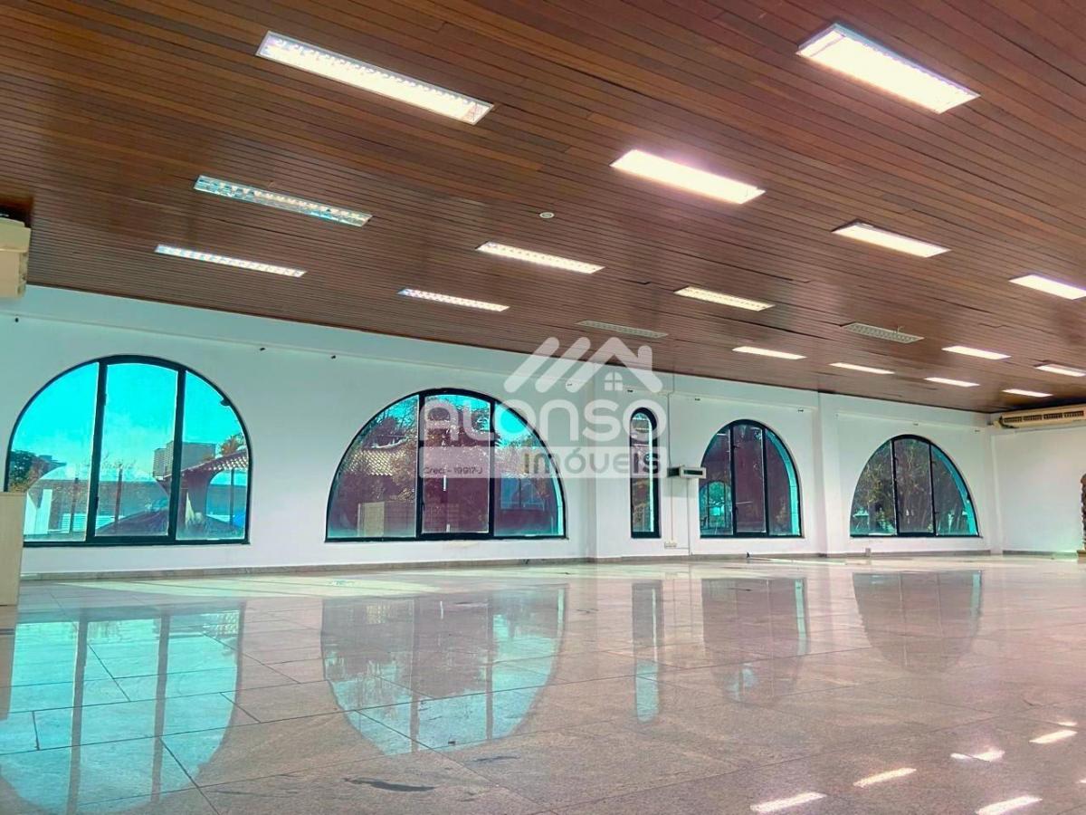 CASA COMERCIAL DE ALTO PADRÃO – Aluga – 1.250m² no Jockey – Butantã