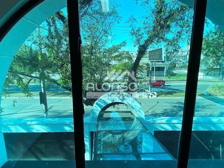 CASA COMERCIAL DE ALTO PADRÃO – Aluga – 1.250m² no Jockey – Butantã