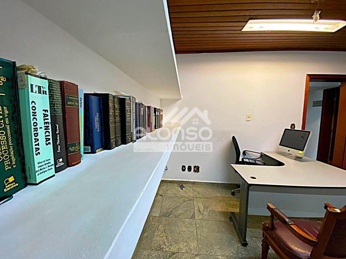 CASA COMERCIAL DE ALTO PADRÃO – Aluga – 1.250m² no Jockey – Butantã