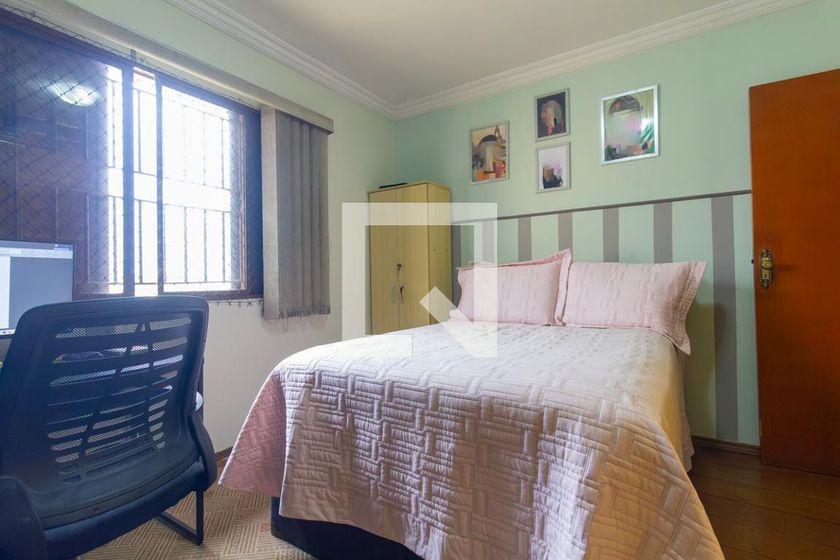 Casa à Venda – Jardim Maringá, 4 Quartos, 480 m² – São Paulo