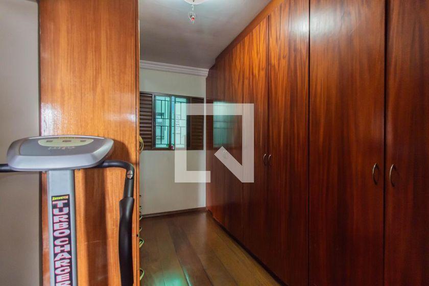 Casa à Venda – Jardim Maringá, 4 Quartos, 480 m² – São Paulo