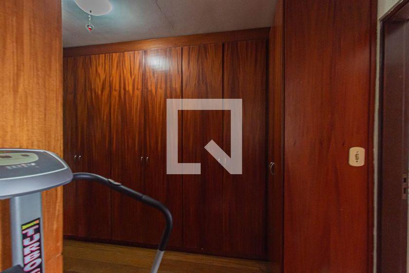 Casa à Venda – Jardim Maringá, 4 Quartos, 480 m² – São Paulo
