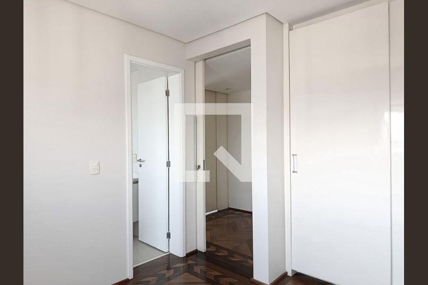 Apartamento à Venda – Jardim Paulista, 3 Quartos, 230 m² – São Paulo