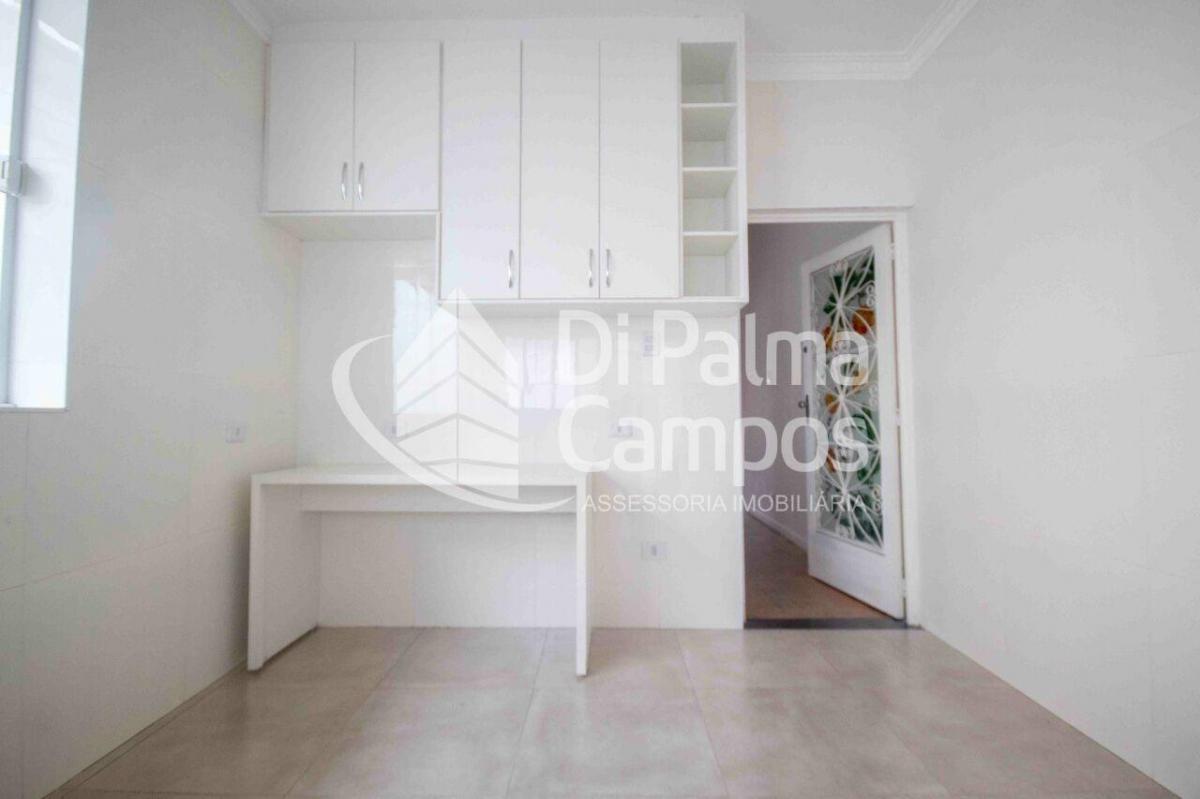Casa residencial de 237,74m² com 3 quartos e vagas para alugar no bairro da Vila Mariana